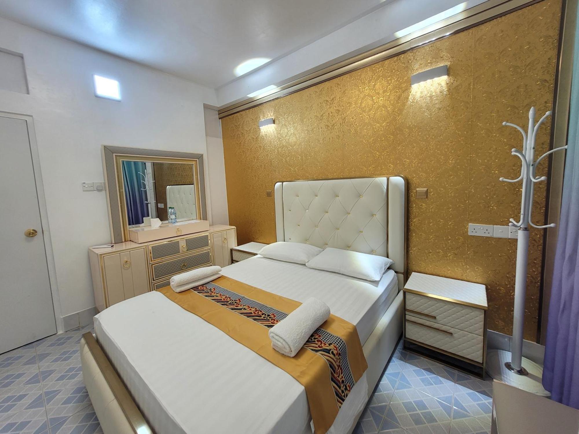 Ontrack Travel Apartman Malé Kültér fotó